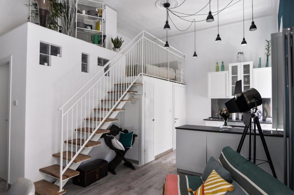 Deluxe Artistic Loft